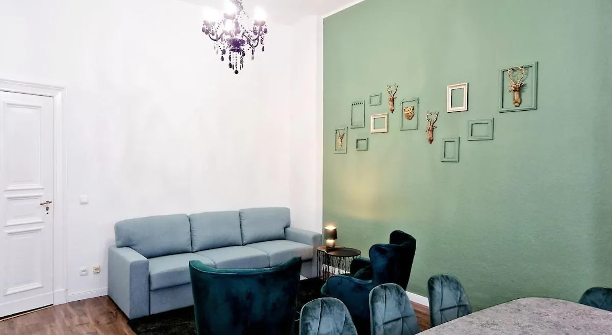 Green Apartment 3-Room Treptower Park Berlin